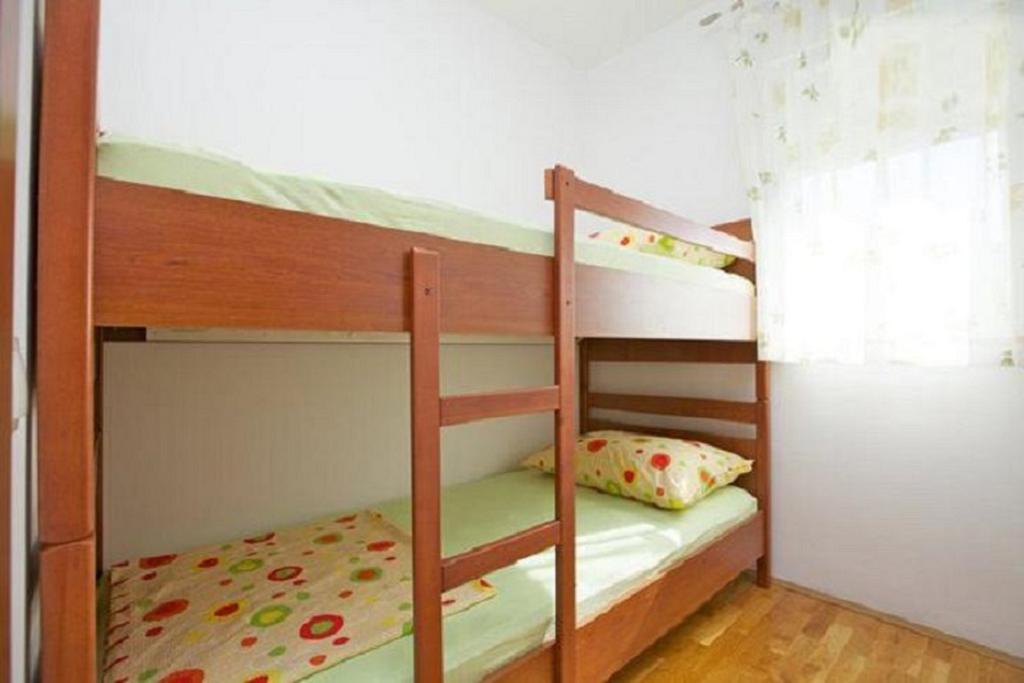 Apartments And Rooms Misic Trogir Bilik gambar
